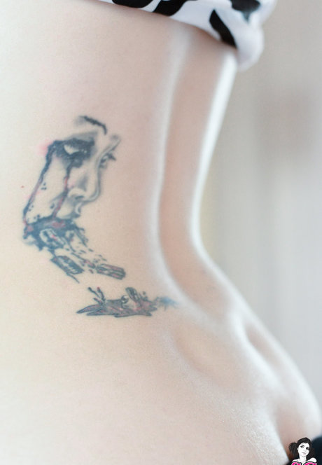 Ellie Alien ASMR schöne sexy foto