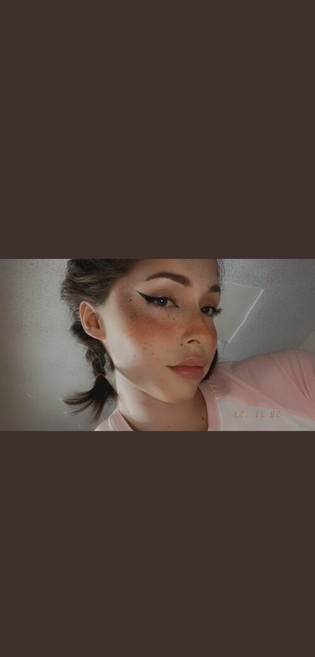 Summer James nackt xxx galerie