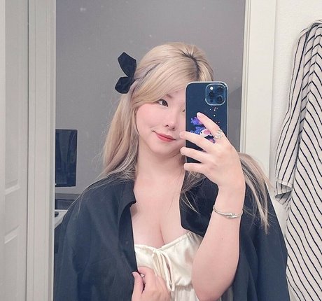 Julia Nakamura nackt beste galerien