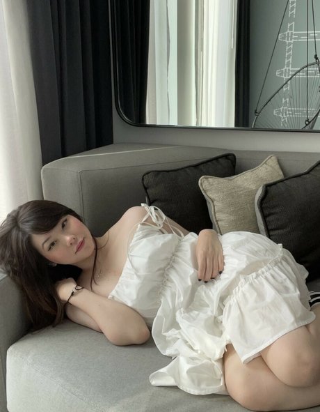 Julia Nakamura xxx kunst bilder