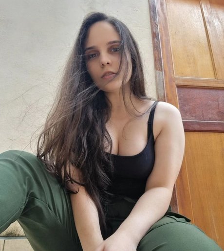 Laysa Meroto heiße freie bild