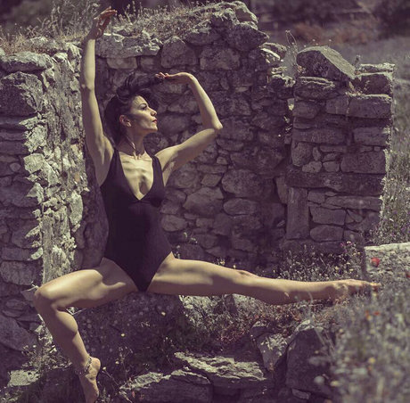 Asra Tin xxx pornographische bild