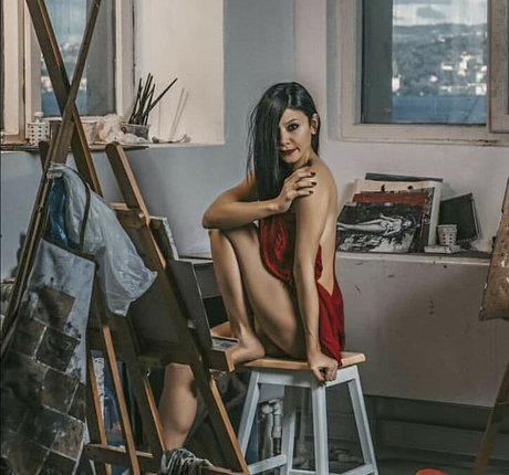 Asra Tin freie erotische galerie