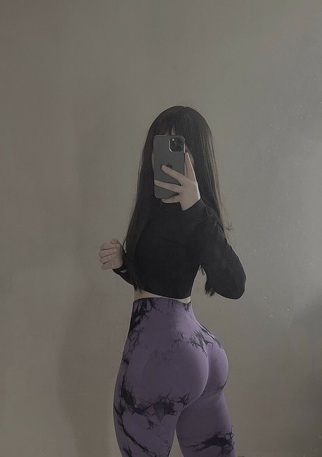 Genesis Cruz nackt sexy archiv