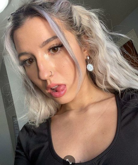 Rubie perfekte hübsche galerie