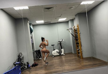 arabische muskel-onlyfans porno hübsche galerie