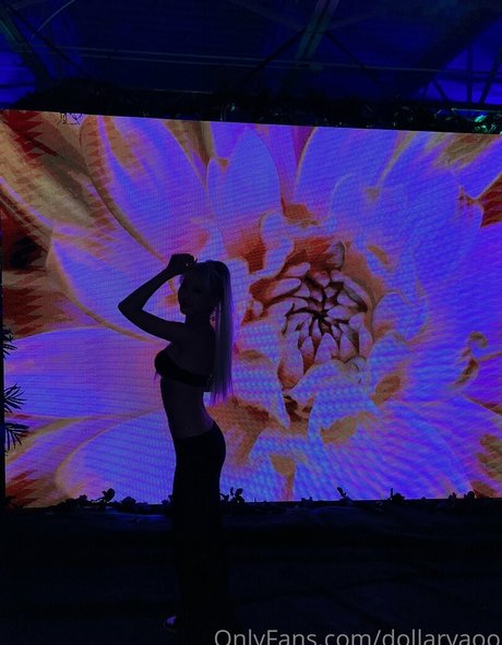 dollaryaoo schauspielerin exklusive galerien