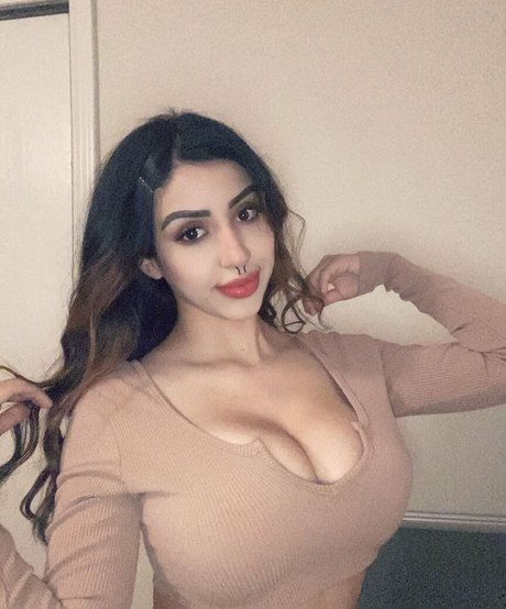 Alexandra Nicole top heiße foto