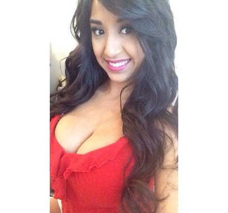 Alexandra Nicole exklusive schöne bild