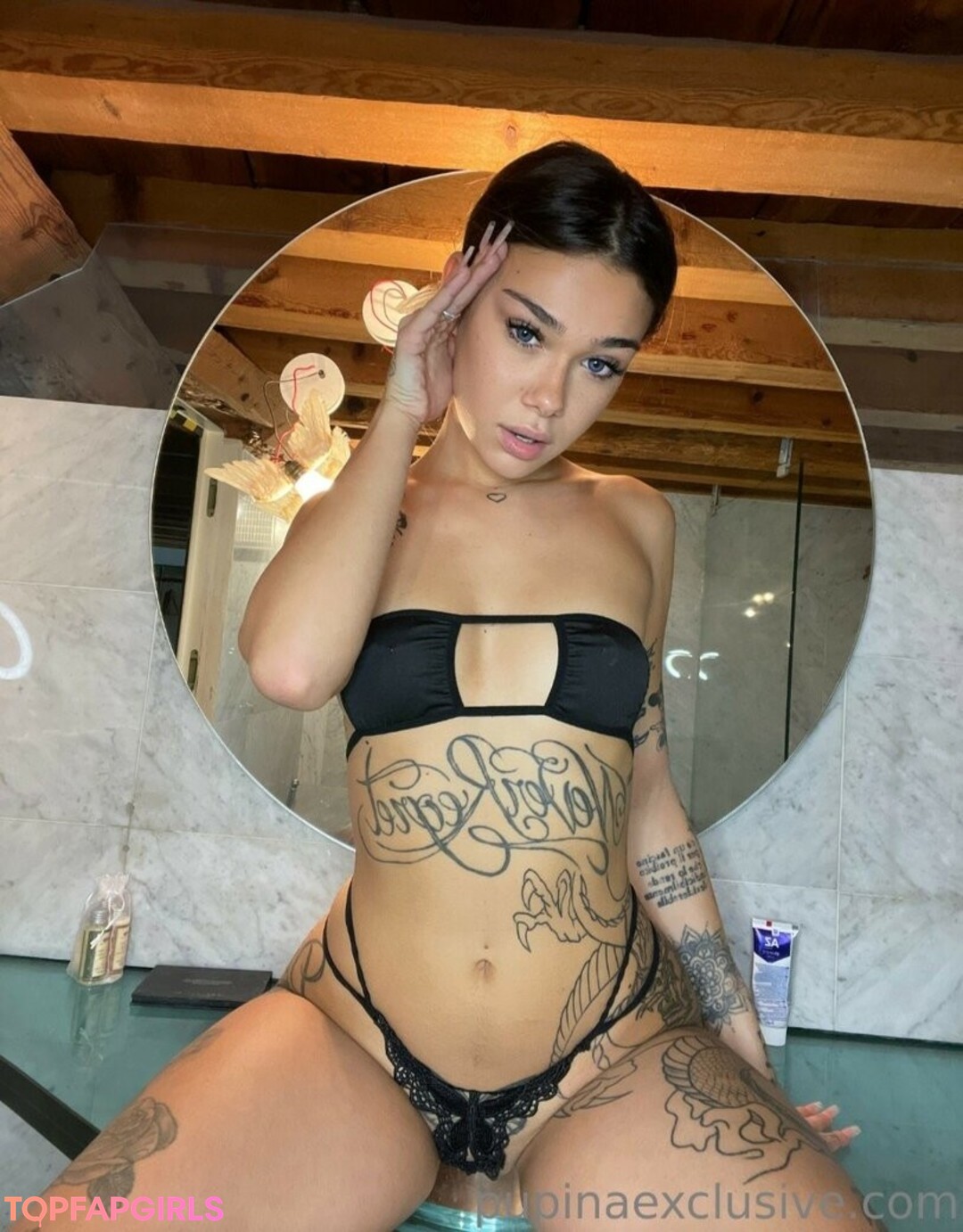 Elisa Vimercati erwachsene nacktheit galerie