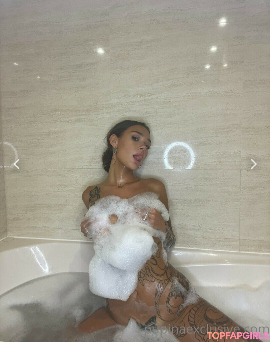 Elisa Vimercati nackt freie galerie