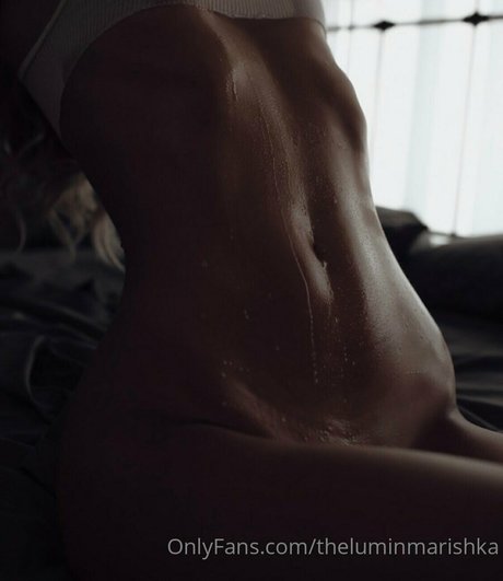 Lumin Marishka heiße pornographische fotos