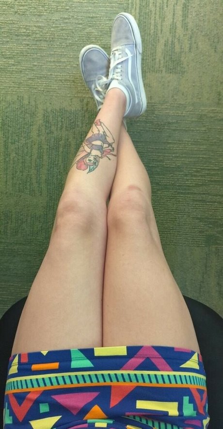 NeonRosa exklusive pornostar bild