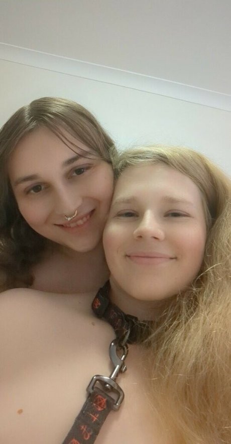 NeonRosa exklusive nacktheit galerien