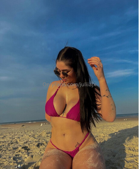 juliiajx akt pornostar foto