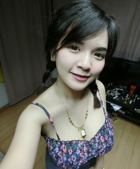 Wanvisa Yodprasart model nacktheit bild