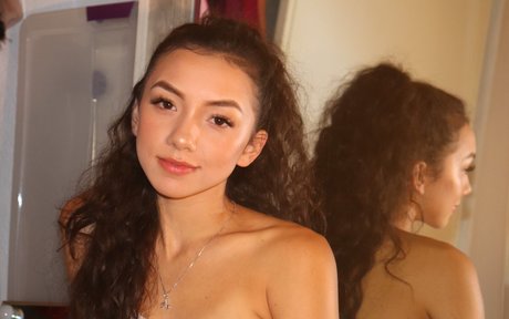 Mary Kaylaficial perfekte heiße galerien