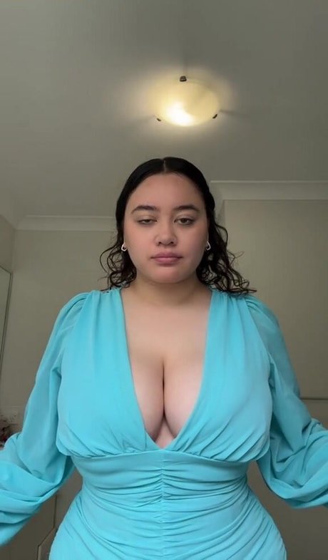 Carragh Mahuika nackt hd foto