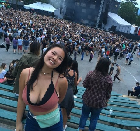 Kattjia model hübsche archiv