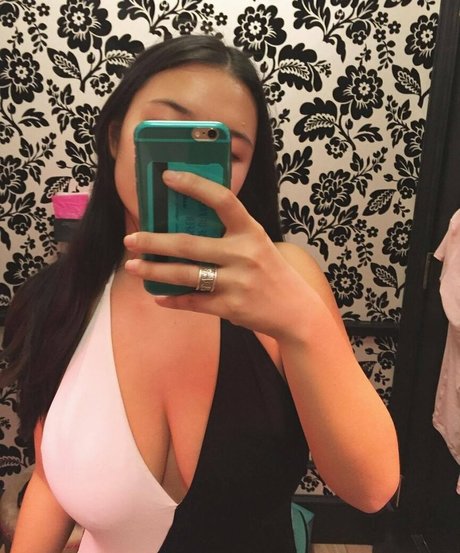 Kattjia erotische perfekte bilder