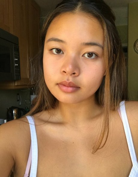 Kattjia erotische erwachsene foto