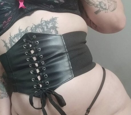 Beatriz Medeiros erwachsene erotische archiv