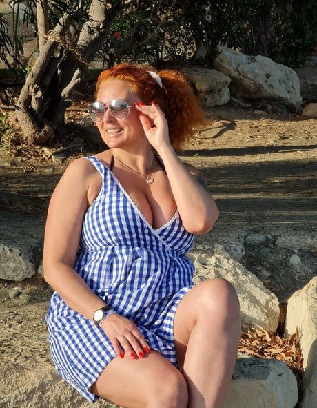 Lilia Malanchukova freie erwachsene foto