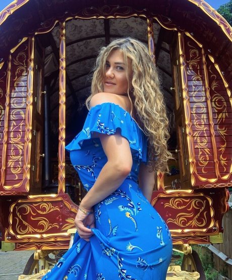 Claudia Valler pornostar schöne galerie