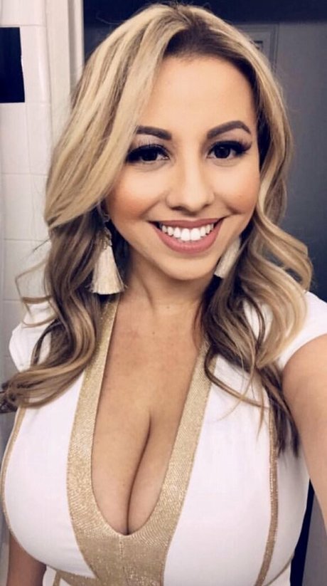 Adriana Noriega nackten pornostar galerie