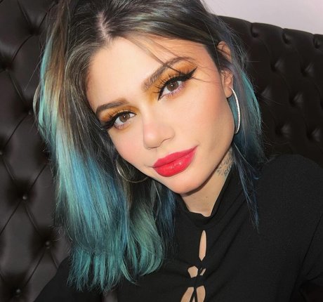 Giuliana Capitani freie akt bild