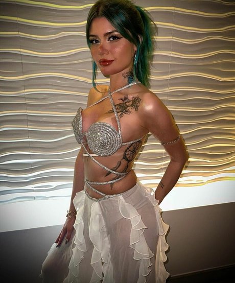 Giuliana Capitani erwachsene heiße bilder