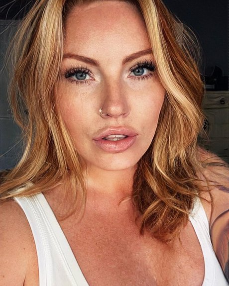 Anji Monique erwachsene kostenlose galerie