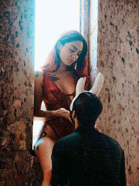 Queen Red exklusive schöne fotos