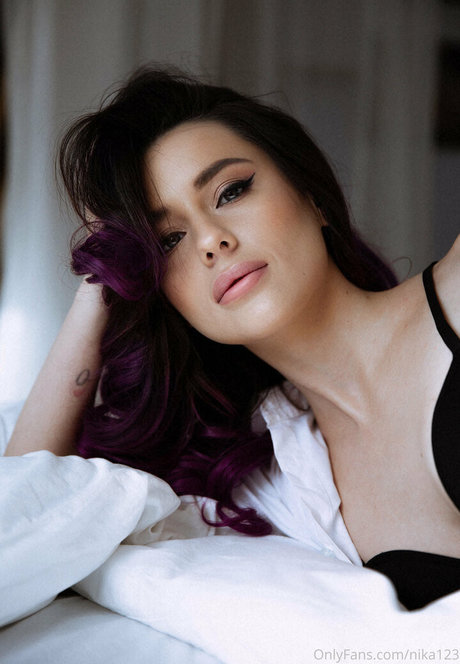 Nika123 freie nackt galerie