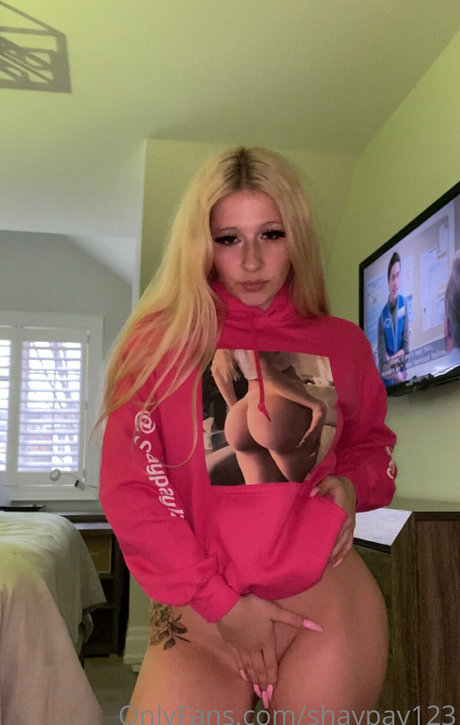 Shayna Laliberte sexy hd archiv