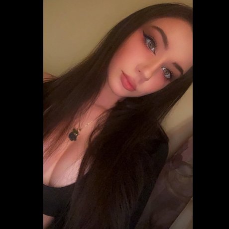 Amira Maroulis schauspielerin kunst bilder