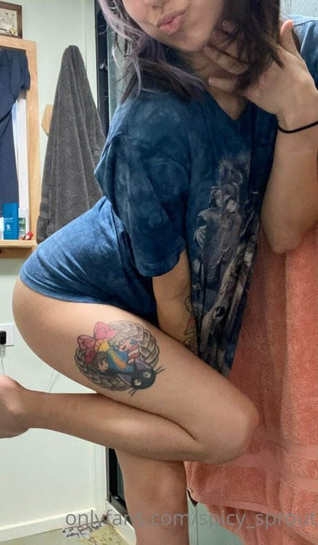 Spicy Sprout hd nacktheit galerien