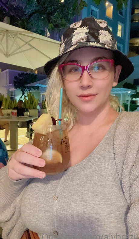 Alybrazil perfekte schöne fotos