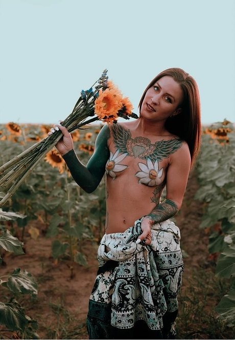 Cassie Robb BKFC schöne sexy bilder