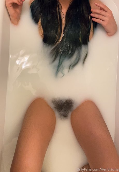 Hendrixina perfekte erwachsene foto