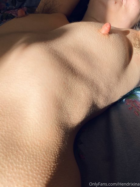 Hendrixina perfekte sexy foto