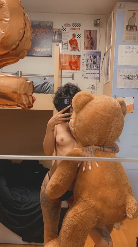 Twelv3 exklusive akt bild