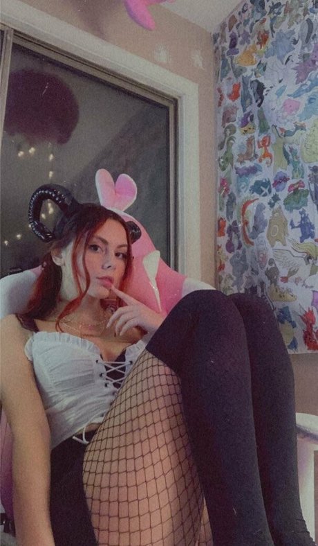 Skittii nackt erwachsene foto