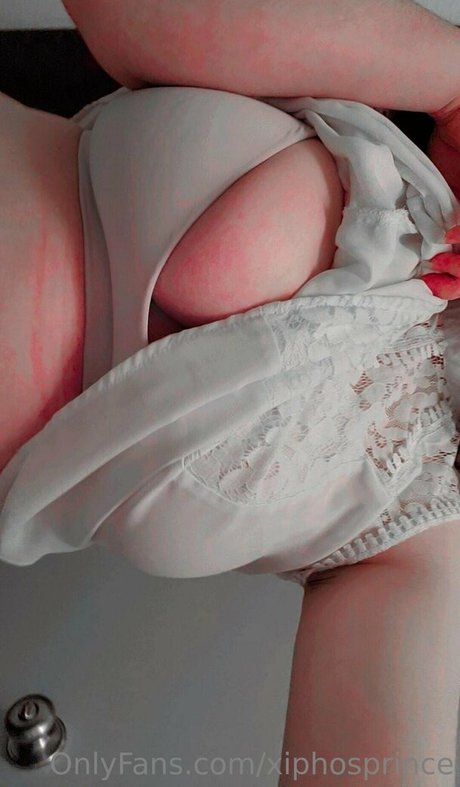 Xiphos model hd fotos