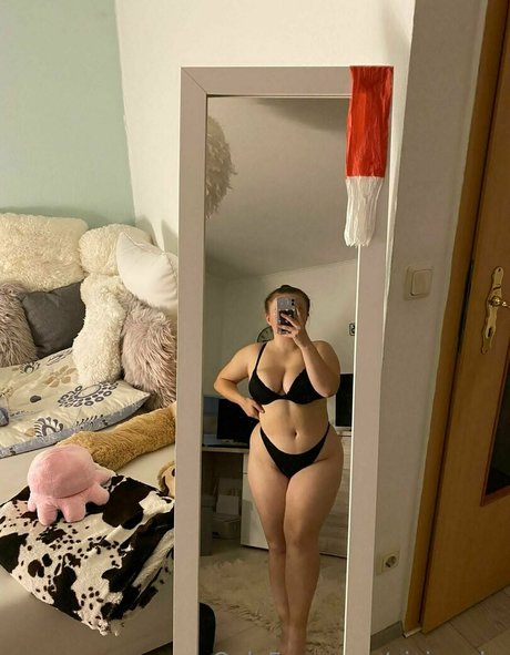 Vivien rks perfekte erwachsene bild