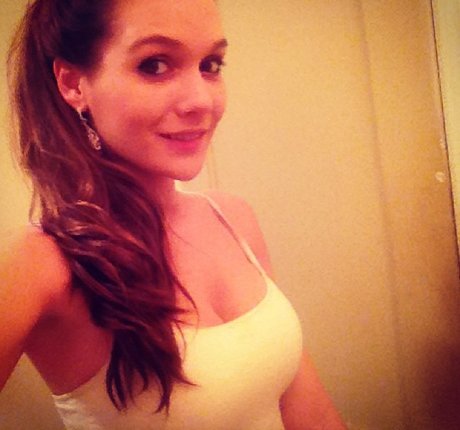 Alisha12287 perfekte akt archiv