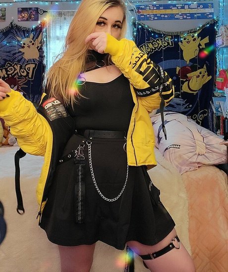 Freya Amari exklusive erwachsene bilder