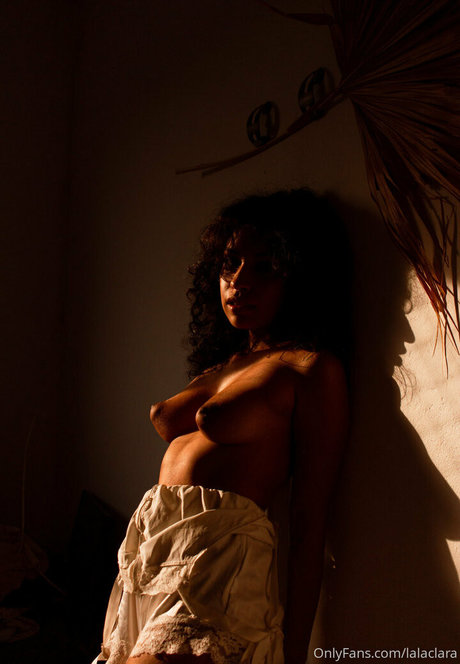 Clara Costa xxx nacktheit foto