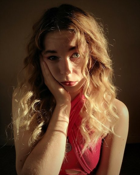 littleflitter model nackt fotos