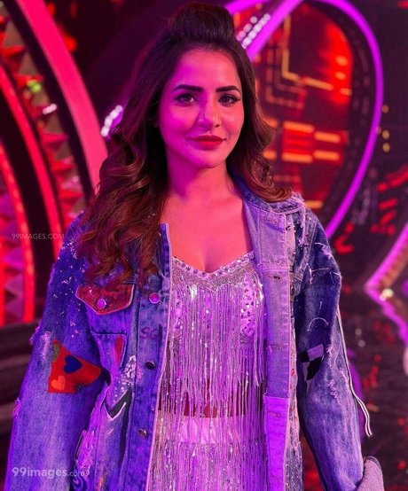 Ashu Reddy akt pornostar fotos